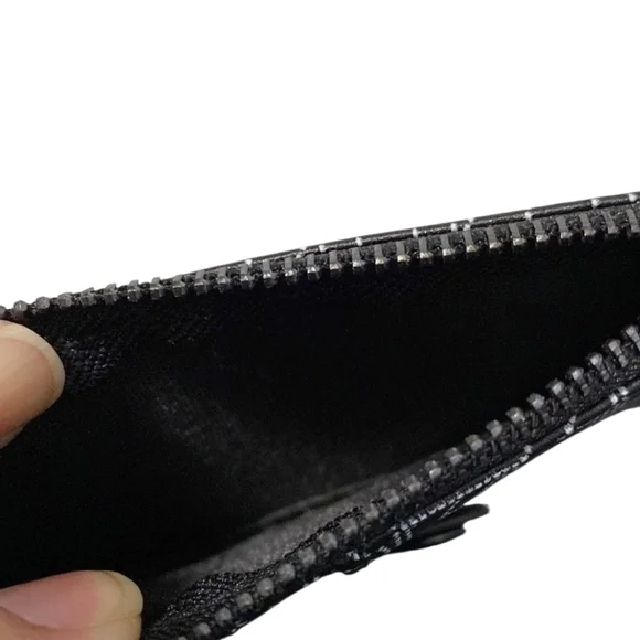 Badgley Mischka Black and White Wallet/Card Holder - Picture 4 of 6